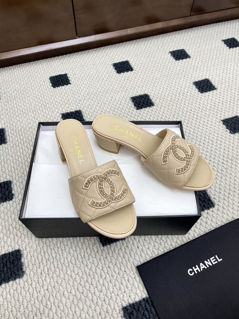 Ch**el slippers